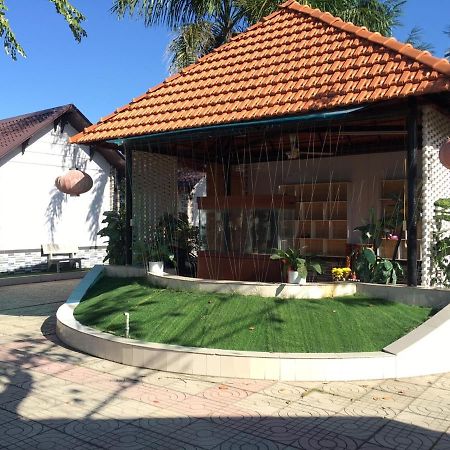 Nha Nghi Tran Duc Aparthotel Phú Mỹ Kültér fotó